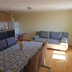 Reginamare Santa Lejlighed