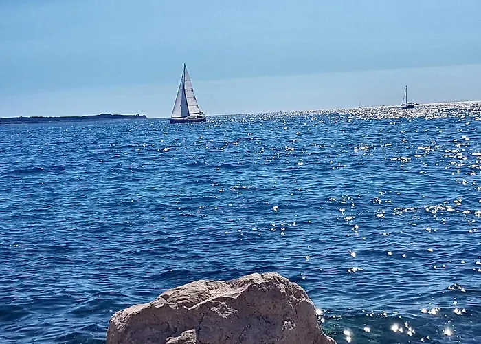 Reginamare Santa 公寓 *